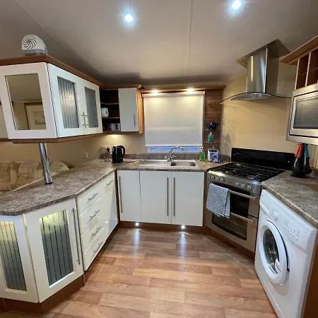 7 Rannoch Row, Lovely Holiday Static Caravan For Dogs & Their Owners. Forfar Exterior photo