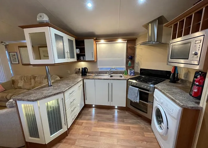 7 Rannoch Row, Lovely Holiday Static Caravan For Dogs & Their Owners.