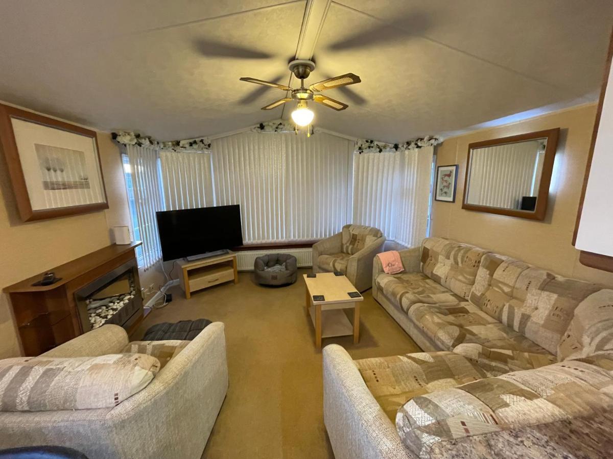 Holiday home 7 Rannoch Row, Lovely Static Caravan For Dogs & Their Owners. *