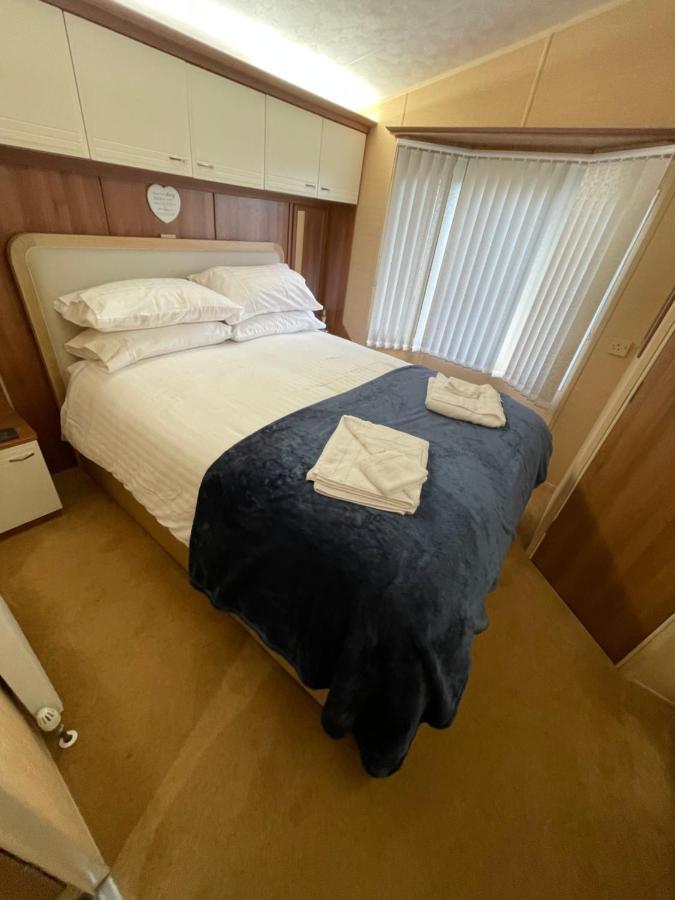 7 Rannoch Row, Lovely Static Caravan For Dogs & Their Owners. * Forfar