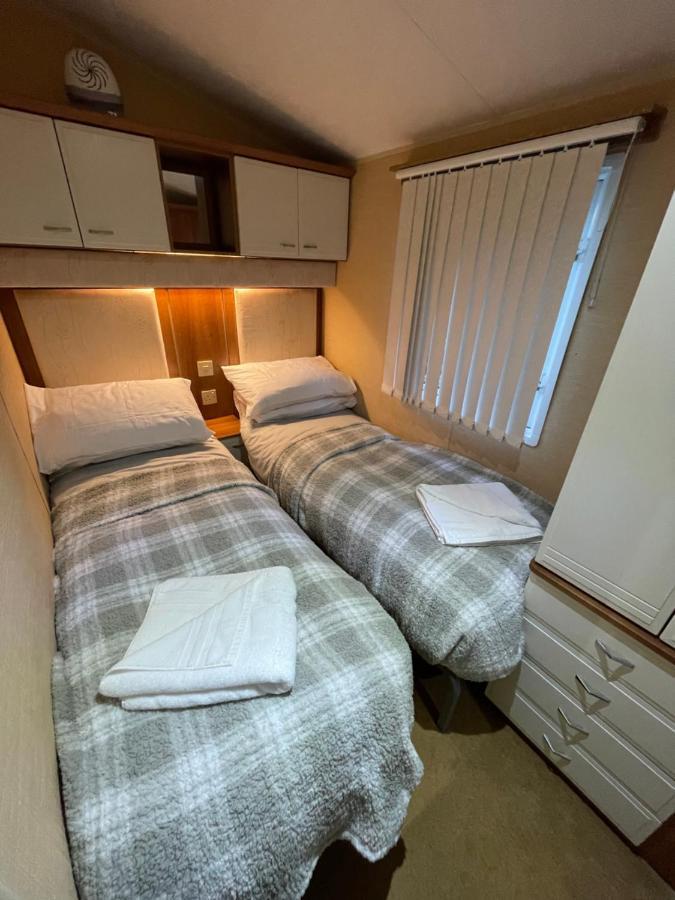 Holiday home 7 Rannoch Row, Lovely Static Caravan For Dogs & Their Owners. Forfar